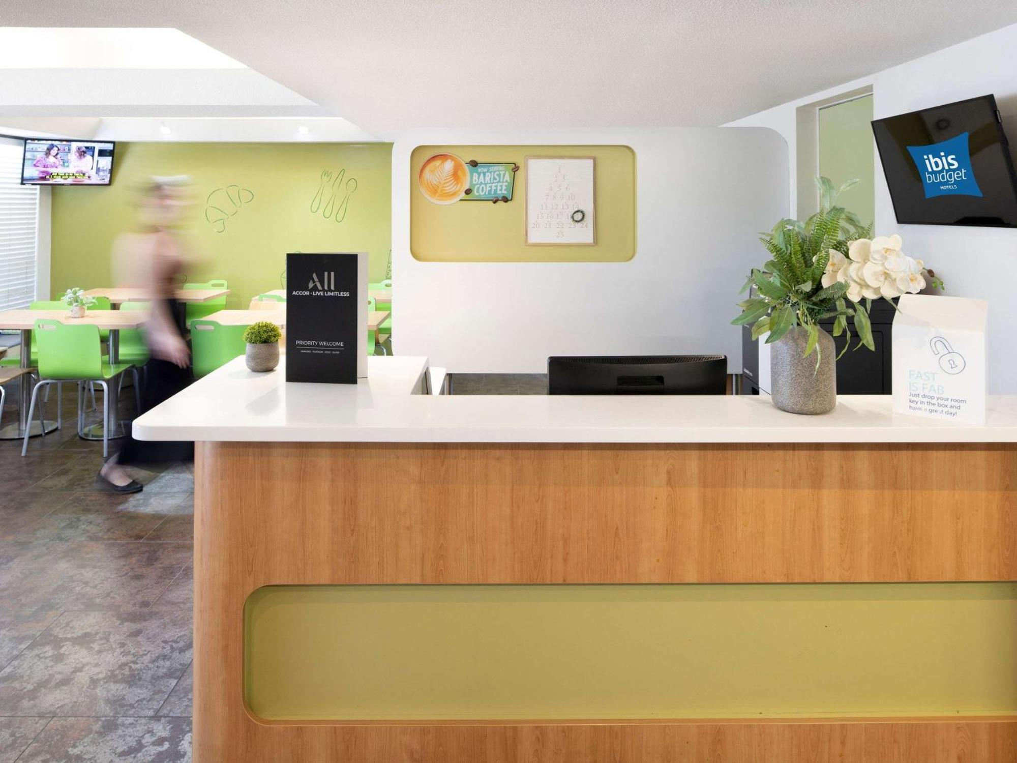 Ibis Budget Canberra Zewnętrze zdjęcie