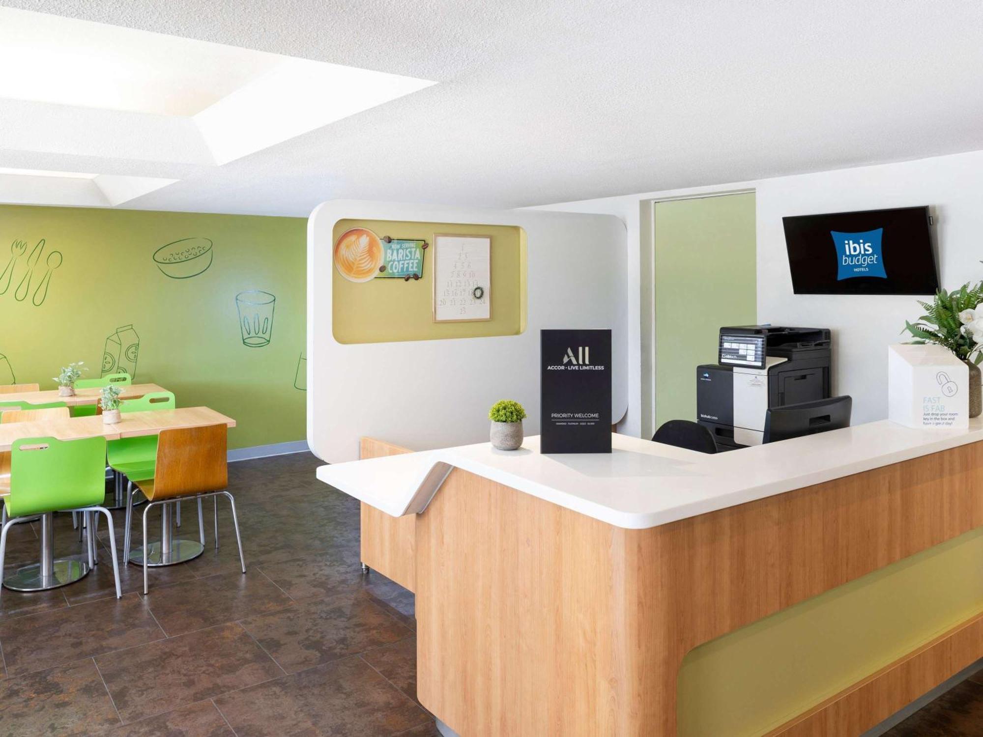 Ibis Budget Canberra Zewnętrze zdjęcie